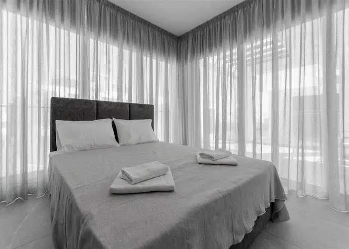 Villa Imperial Jade V2 - Semeli In Protaras