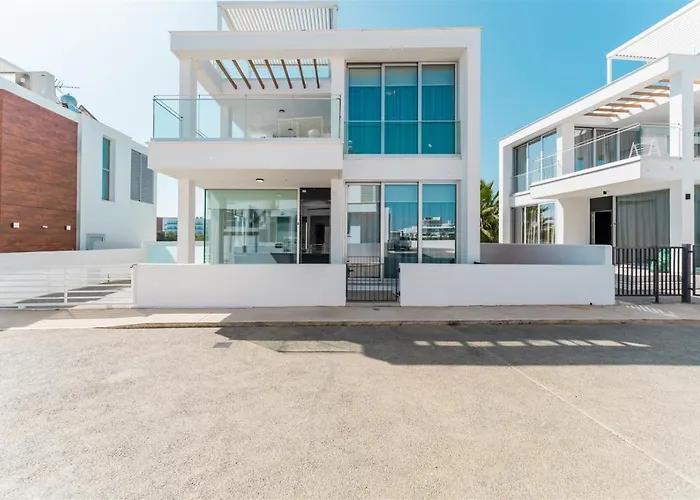 Villa Imperial Jade V2 - Semeli In Protaras *